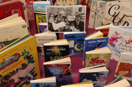 Fotografia libri donazione Langella