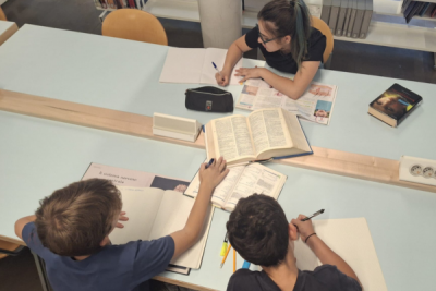 Sala lettura Biblioteca De Amicis